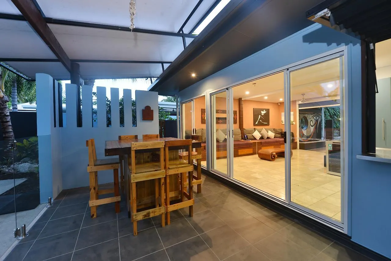 Holiday home The Coconut Hut Villa Port Douglas