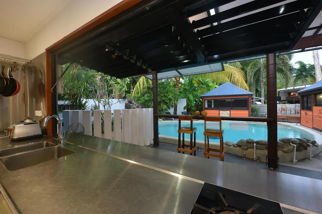 Holiday home The Coconut Hut Villa Port Douglas