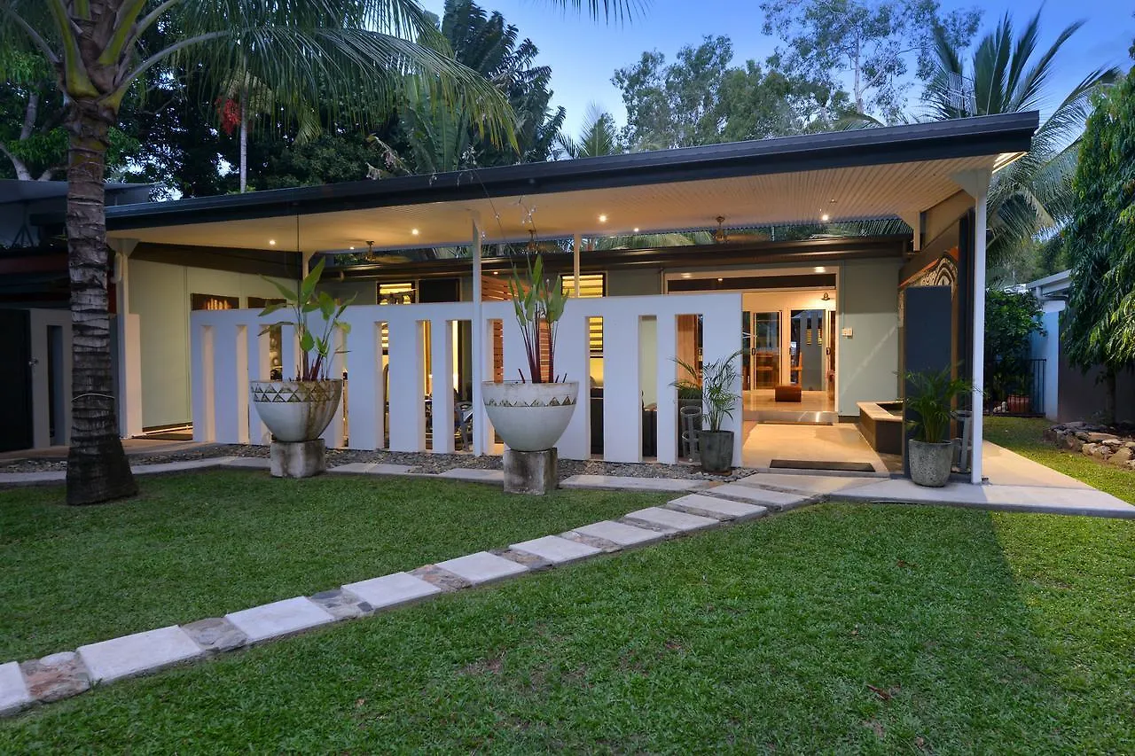 Holiday home The Coconut Hut Villa Port Douglas