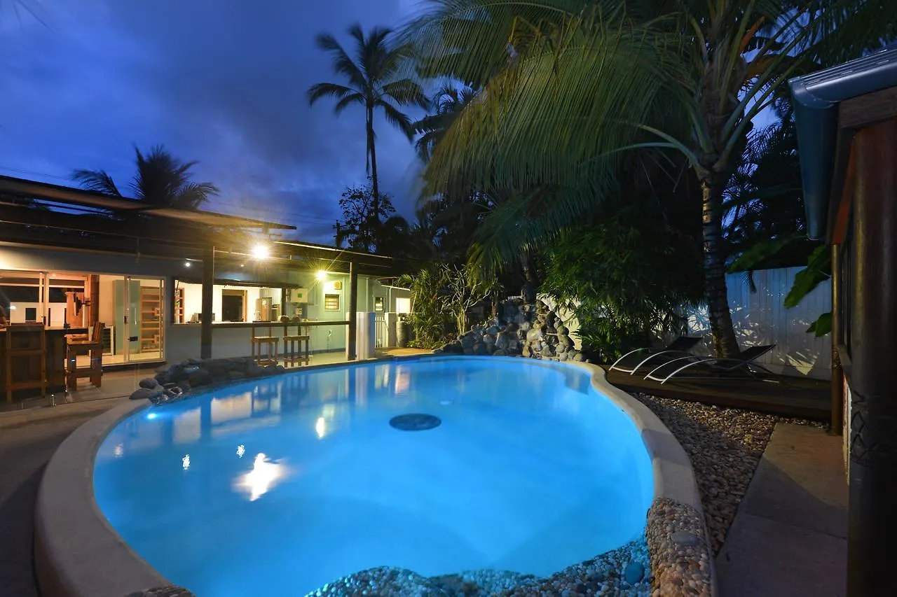 Holiday home The Coconut Hut Villa Port Douglas