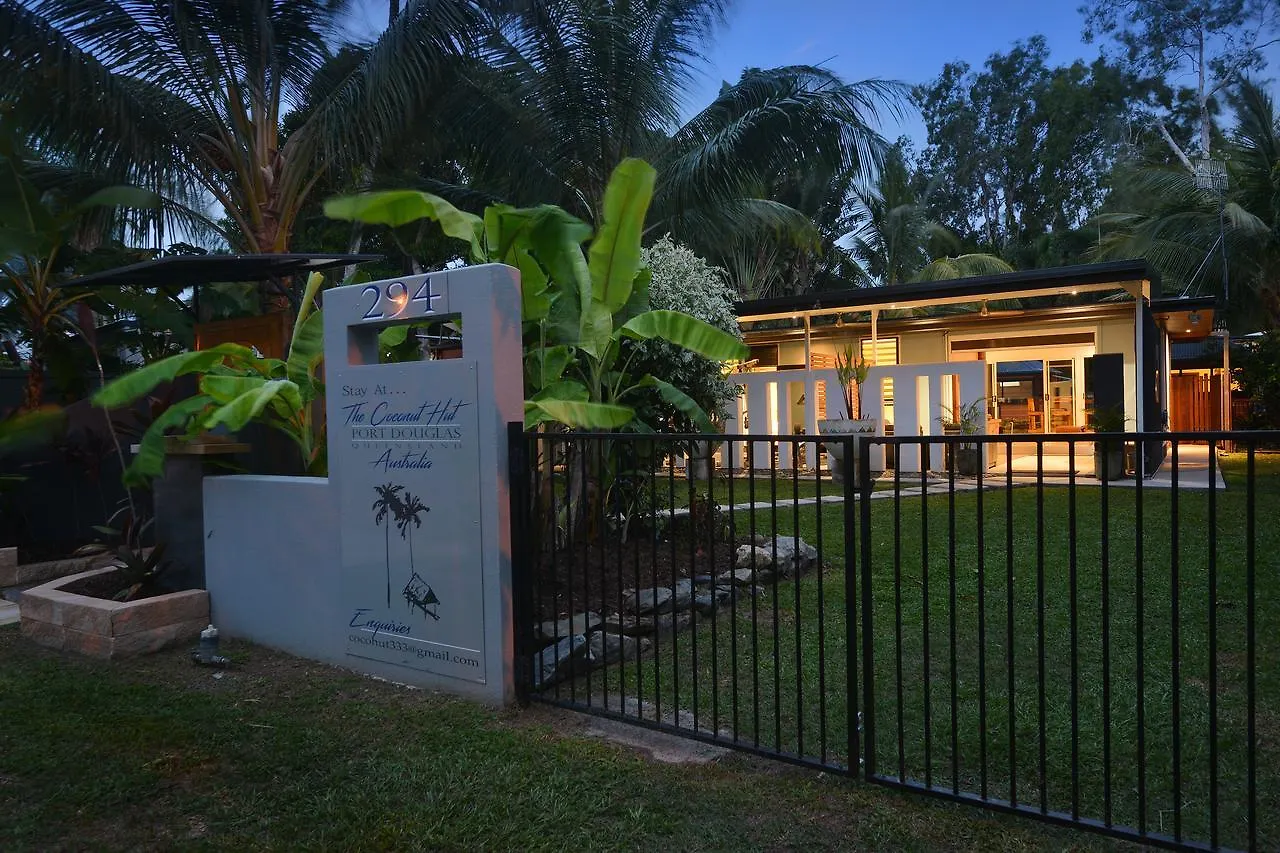 The Coconut Hut Villa Port Douglas