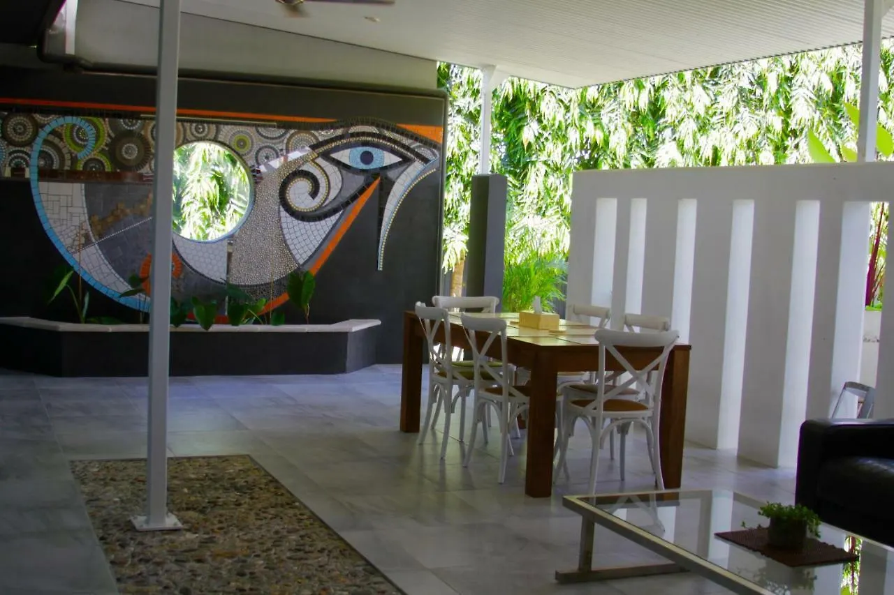Holiday home The Coconut Hut Villa Port Douglas